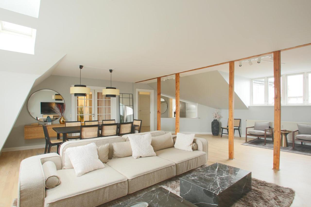 Apartment Unique 5 Bedroom W Exposed Beams In Kopenhagen