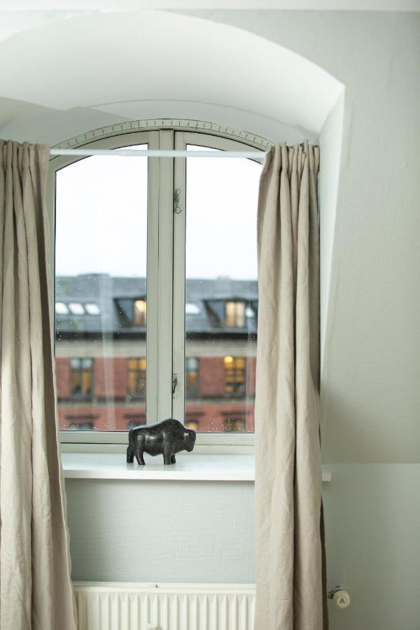 Unique 5 Bedroom W Exposed Beams In * Kopenhagen
